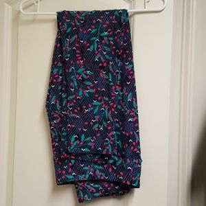 LulaRoe Tall & Curvy leggings